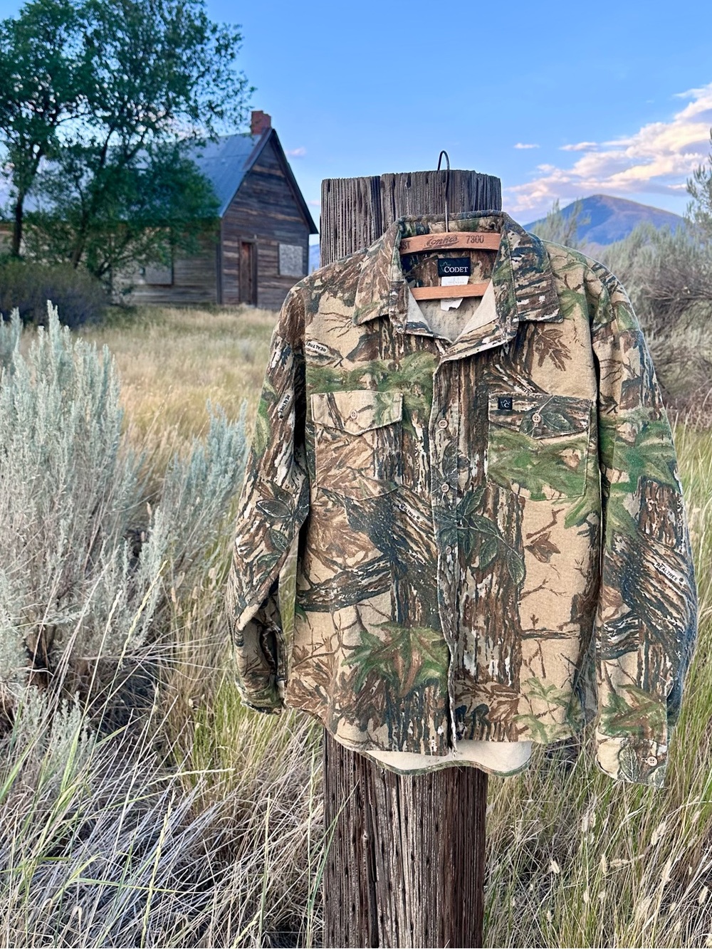vintage realtree camo button down shirt, cotton, code t, 1990